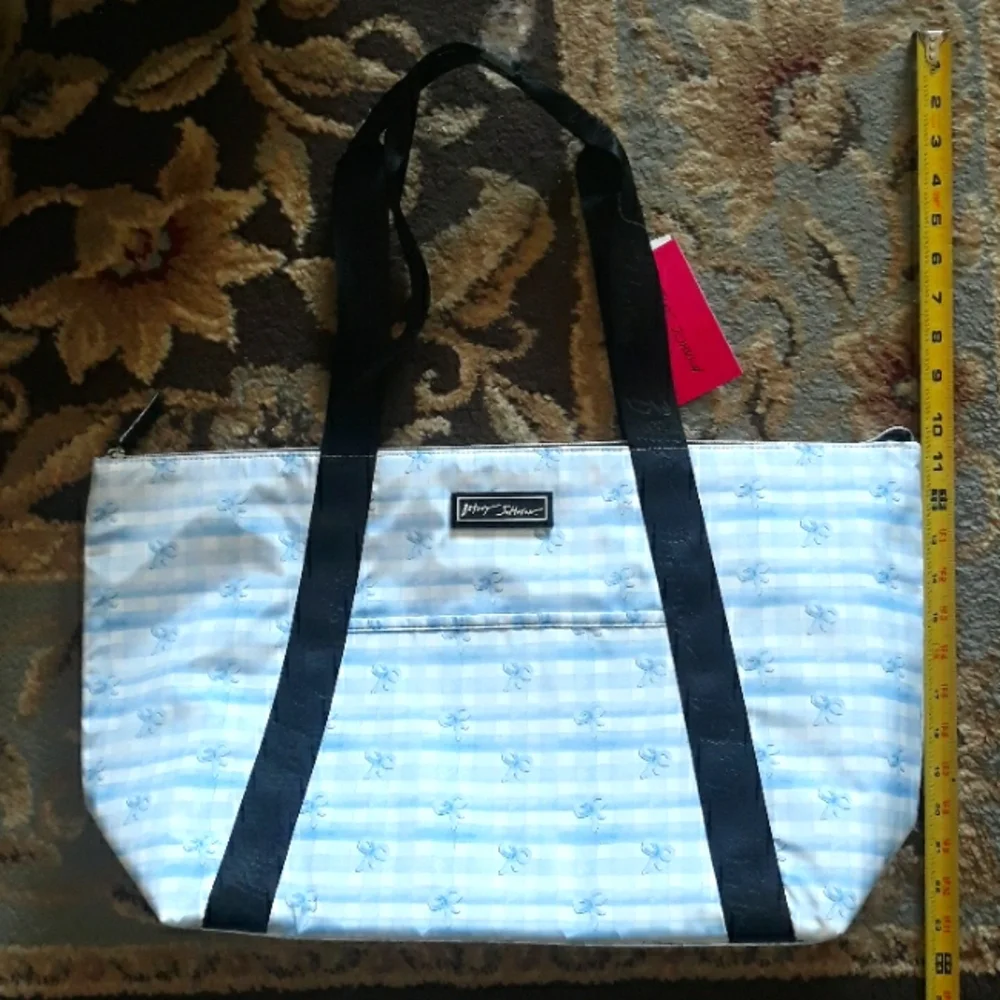 2x*Host Pick*Betsey Johnson cooler tote bag